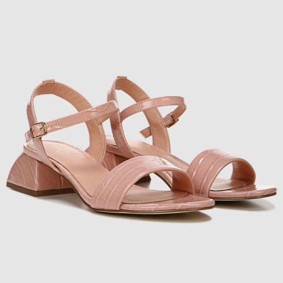 Circus by Sam Edelman Irina Black Heel Coral - Picture 1 of 10
